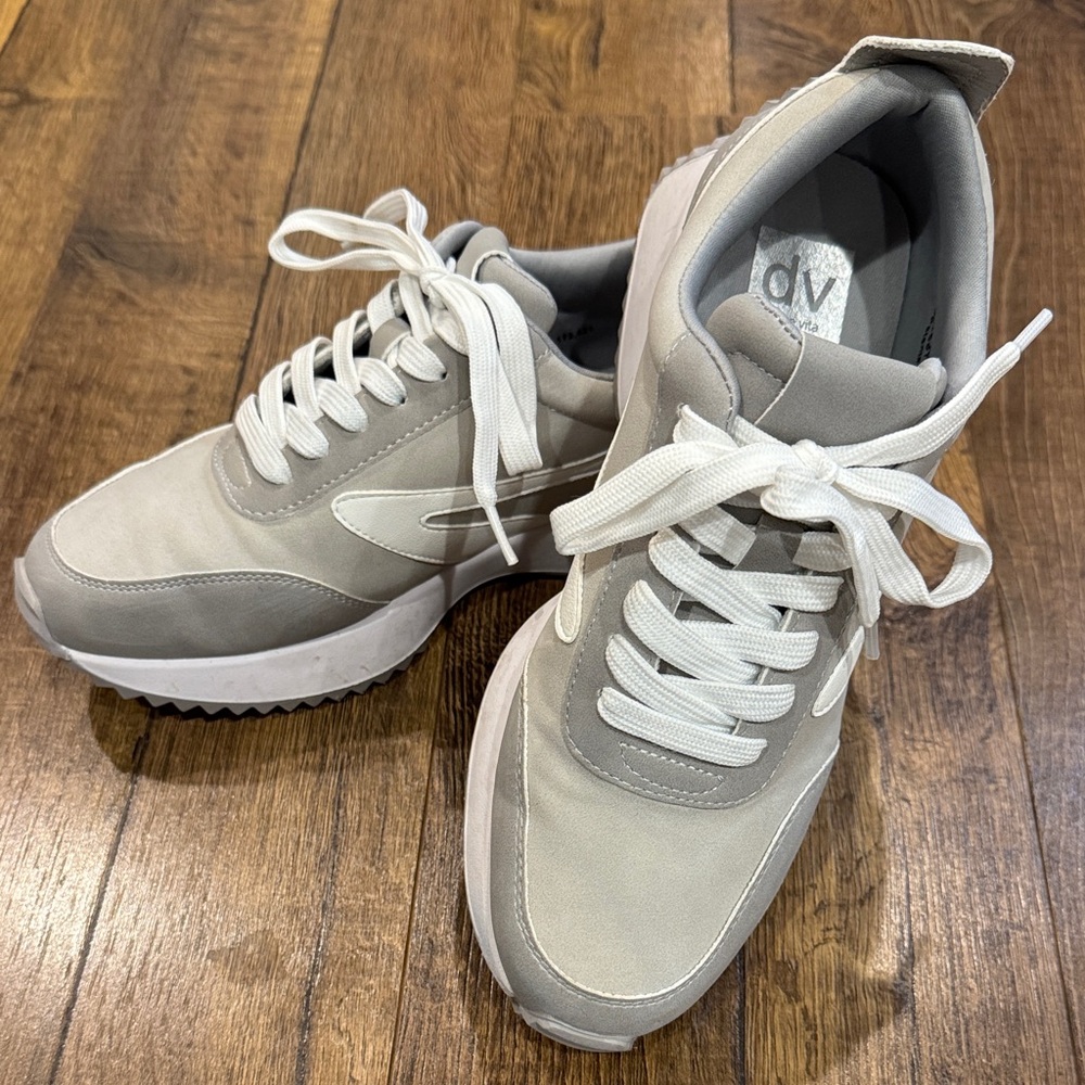 Women’s dolce vita Gray Sneakers